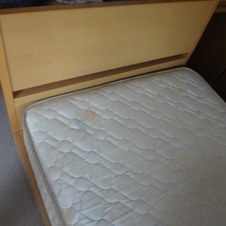◇ベッド　日本ベット製　とてもきれいな状態です。