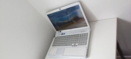 Sony/win10/Corei5/4GB/640GB/15.6インチ/中古PC