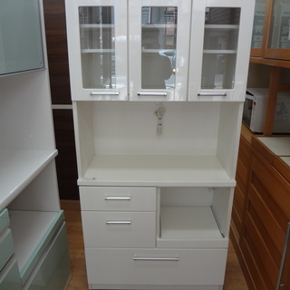 取りに来れる方限定】ニトリの三枚扉レンジボード!!