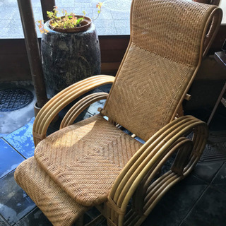 オットマン付きリクライニング出来る籐椅子　