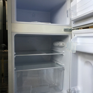 2018年製 ELSONIC 83L冷蔵庫 EJ-R832