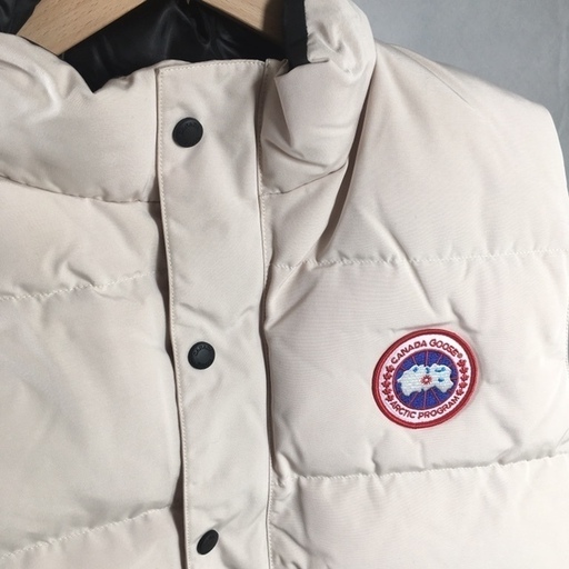 カナダグース CANADA GOOSE ダウンベスト ベージュ | aristomebli.com