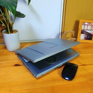 corei5メモリ8Gで超高性能！ 頑丈で壊れにくい！ コンパクト軽量で 