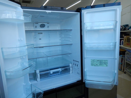 日立冷蔵庫　517L 2015年製　観音開き　ガラス画面　6ドア　自動製氷機 日立冷蔵庫 517L 2015年製 観音開き ガラス画面 6ドア 自動製氷機