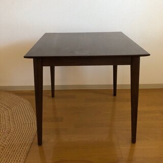 天然木　正方形　テーブル(75x75x70cm)