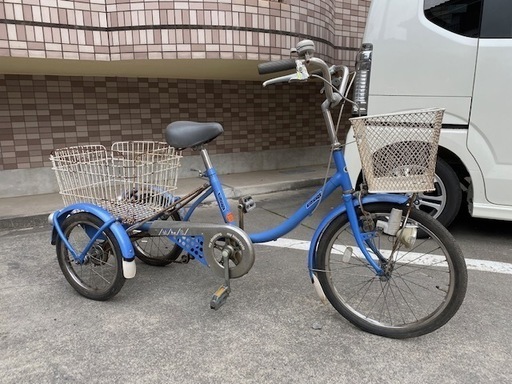 中古自転車2685 前後タイヤ新品！ 27インチ 3段ギヤ ダイナモ