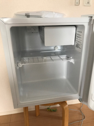 17年製小型冷蔵庫42リットル マダムミント 島氏永のキッチン家電 冷蔵庫 の中古あげます 譲ります ジモティーで不用品の処分