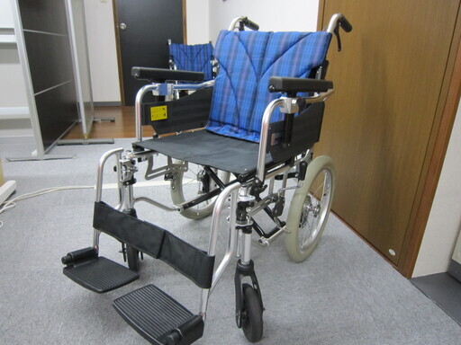 【中古】　車椅子 Miki製
