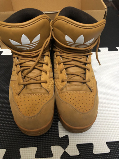 ブーツ adidas