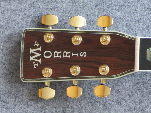 ★モーリスギター左用　Morris W-100L　1980年前後作品　美品　ハードケース付き　新品弦付けます。 ☆モーリスギター左用 Morris W-100L 1980年前後作品 美品 ハード