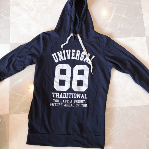 値下げしました フード付きロングトレーナー Waiola 中頭のトレーナー レディース の中古 古着あげます 譲ります ジモティーで不用品の処分