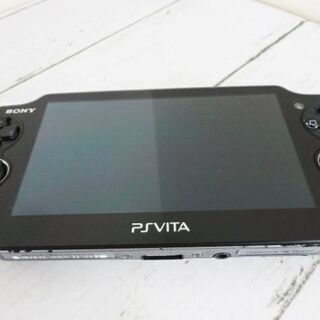 PSvita PCH-1000 本体と充電コード（社外品）