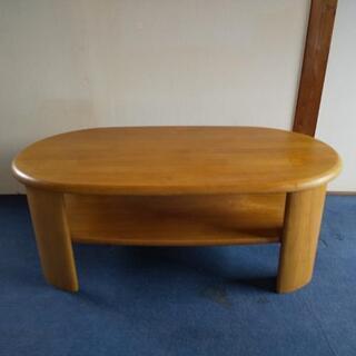 ニトリの木製テーブル