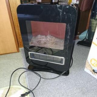 暖炉風セラミックヒータースイング  未使用