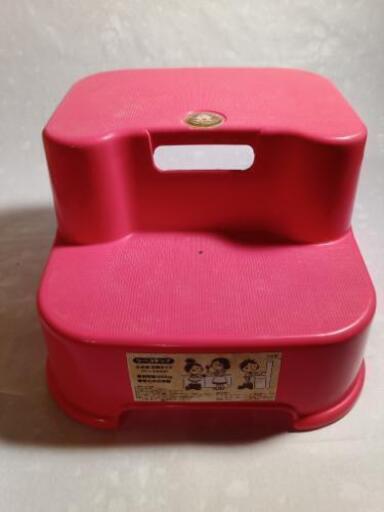 ステップ踏み台子供トイレお手洗い Tyskkt 常陸鴻巣の家具の中古あげます 譲ります ジモティーで不用品の処分 ステップ踏み台子供トイレお手洗い Tyskkt 常陸鴻巣の家具の中古あげます 譲ります ジモティーで不用品の処分