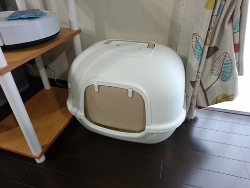 猫用のトイレ（未使用品）を1000円で。