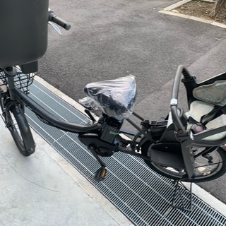 地域限定 ブリヂストン ビッケ2e 新基準 三人乗り 子供乗せ 20インチ