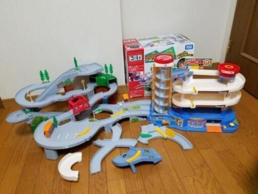 【売買成立】トミカ　やまみちドライブ・パーキングビルディングセット