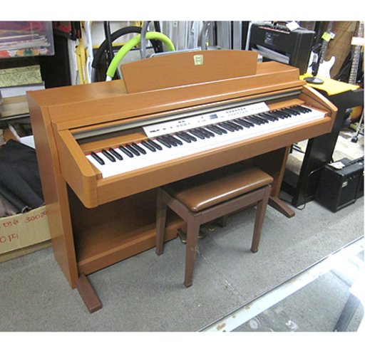 値下げOK! 美品!【ヤマハ 電子ピアノ Clavinova CLP-230】幅1411mm アクセサリーCD-ROM＆専用イス付き 88鍵盤 ペダル×3 MIDI端子 USB TO HOST端子 ニューチェリー調 YAMAHA クラビノーバ 2007年製 札幌 本郷通店