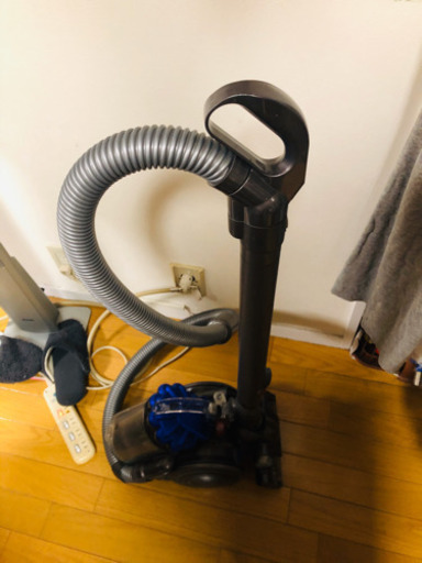 ダイソン　Dyson   dc26 完動品　中古