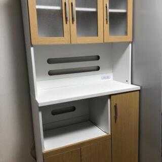 キッチンボード  食器棚