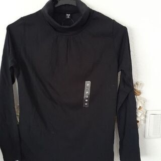 【新品】ユニクロ　タートルネックTシャツ(長袖)size150