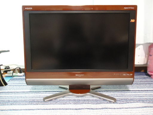 SHARP シャープ AQUOS アクオス 26V型 液晶テレビ BD内蔵 2009年製