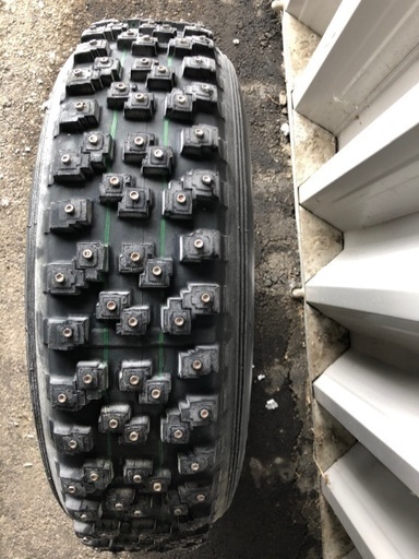 2025.2024年製175/80R15バリ山！中古タイヤ4本セット 2025.2024年製175/80R15バリ山！中古タイヤ4本セット 1本 バリ山