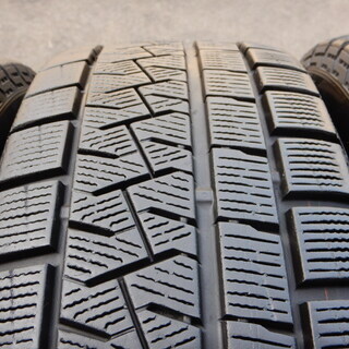 Ｊｏｋｅｒ　１５インチ　スタッドレス　アクア、ヴィッツ、フィット Joker 15インチ スタッドレス アクア、ヴィッツ、フィット