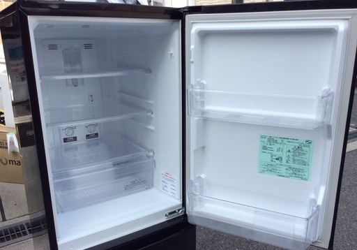 【RKGRE-263】特価！三菱/146L 2ドア冷凍冷蔵庫/MR-P15W-Ｂ/中古美品/2012年製/当社より近隣無料配達！
