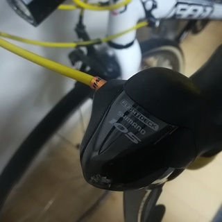 FELT　Z95　シフトレバー105　中古ロードバイク　そこそこ綺麗　サイズ54　540サイズ FELT Z95 シフトレバー105 中古ロードバイク そこそこ綺麗 サイズ54