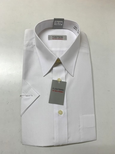 大特価セール 未使用4点セット 半袖シャツ 半袖ワイシャツ 首回り38 Sサイズ メンズ 形状記憶 形状安定 男性用シャツ ビジネス ジュンマイ 福井のシャツ メンズ の中古 古着あげます 譲ります ジモティーで不用品の処分