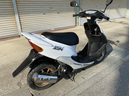 ☆ディオZX.AF35型☆ボディカウル・タイヤ・バッテリーなどなど新品