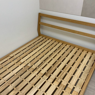 無印良品のダブルベッド タモ材
