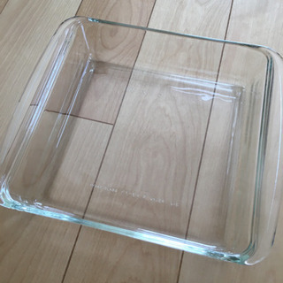 ガラス　グラタン皿