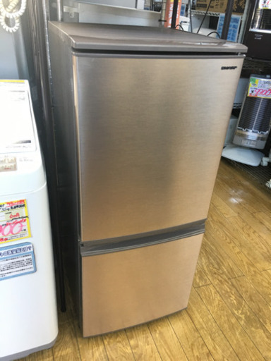大勧め 極美品 どっちも付け替えドア SJ-D14E-N 137L冷蔵庫 シャープ SHARP 2019年製 その他