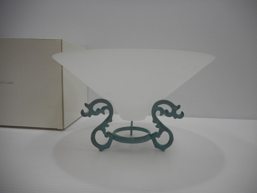 Lazy Susan レイジースーザン ガラス 花器 花入 花生 花瓶 台付 インテリア ディスプレー 華道具 白鳥商店 麻生のインテリア雑貨 小物 その他 の中古あげます 譲ります ジモティーで不用品の処分 Lazy Susan レイジースーザン ガラス 花器 花入 花生 花瓶 台付 インテリア ディスプレー 華道具 白鳥商店 麻生のインテリア雑貨 小物 その他 の中古あげます 譲ります ジモティーで不用品の処分
