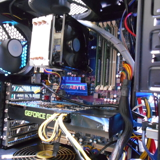 自作デスクトップパソコン Windows10 i7-920 GTX570 SSD64GB HDD1TB