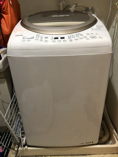 2015年式　洗濯機（乾燥機能付き）７.０kg　使用頻度低　お譲りします