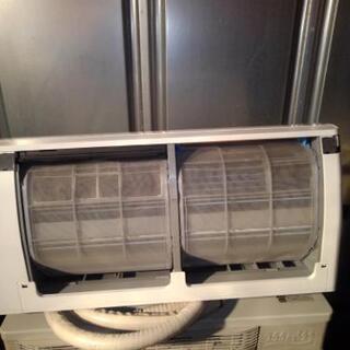 ダイキンエアコン うるるとさらら お掃除機能・人感センサー付き 主に10畳