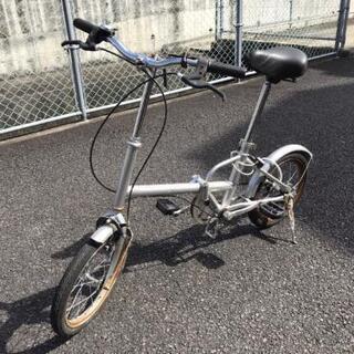 折り畳み自転車シルバー