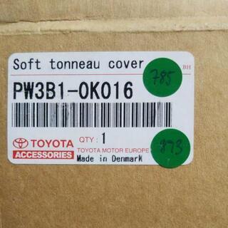 新品ハイラックスサーフ、トヨタ純正トノカバー