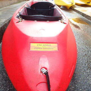 【引き取り限定】赤色・クリアシーカヤック