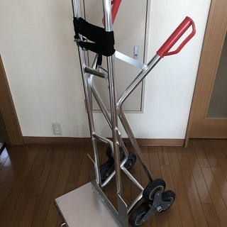 階段昇降運搬車 quartsol.com.br