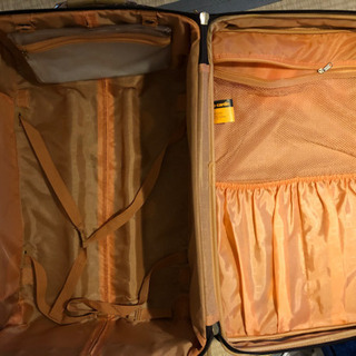 ピエールカルダンの大型スーツケース