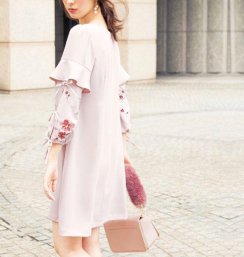 美品 ミッシュマッシュ ワンピース 袖刺繍サックワンピース プーさん 東武練馬のワンピース の中古 古着あげます 譲ります ジモティーで不用品の処分