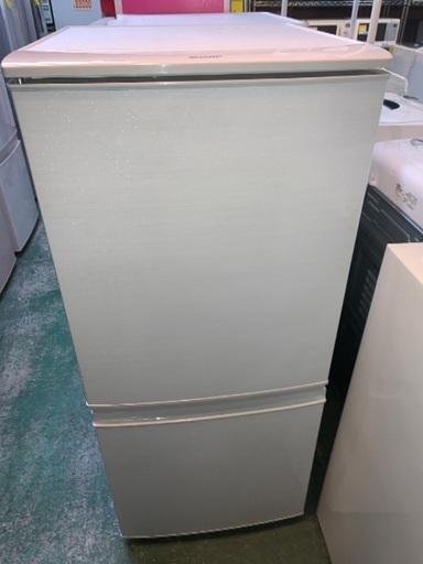 特価　SHARP 2ドア冷凍冷蔵庫　137L 2017年製　中古