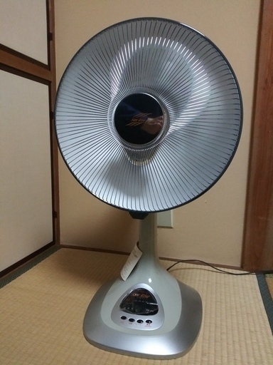 ハロゲンヒーター＆新品ハロゲンランプ（交換用）