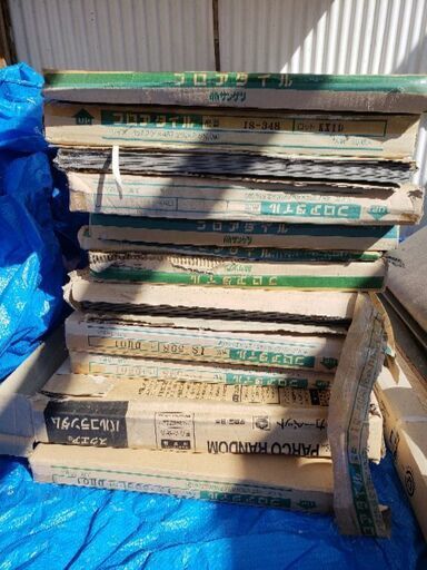 取り引き中】内装の材料、工具、クロス、床材など3日以内