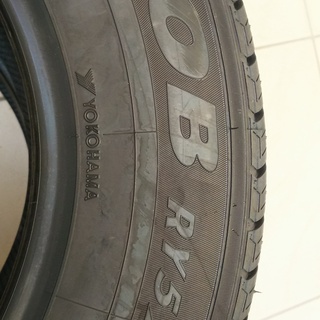タイヤ YOKOHAMA JOB RY52 195/80R15
